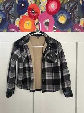 Eddie Bauer kids 6-7 fleece lined flannel